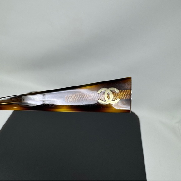 Vintage Chanel Sunglasses Replacement Temples  And Screws 5011 502/93 Tortoise - Picture 2 of 13